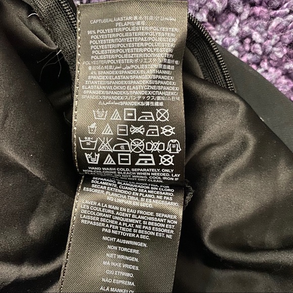 GUESS - flowy polka dot mini skirt - Picture 6 of 6